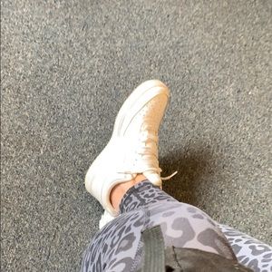 Meet your Posher, Leilani